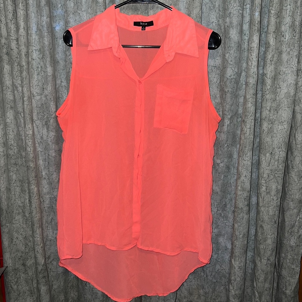 Coral button up